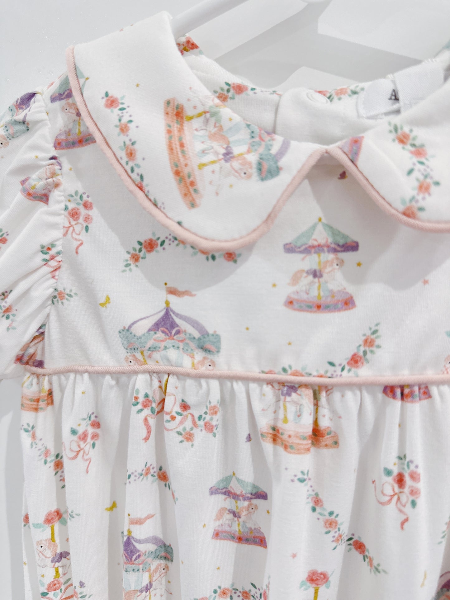 Carousel Bows Puff Sleeve Bubble