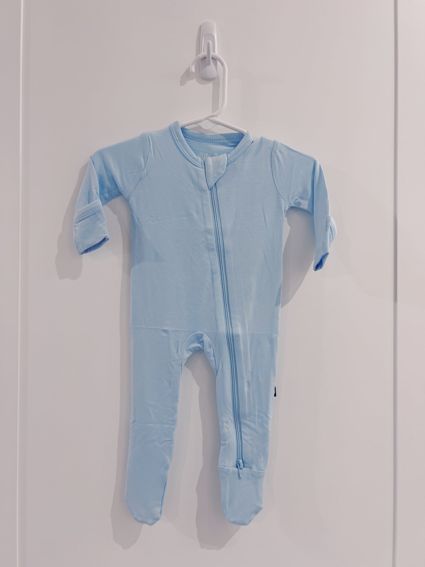 Kyte Baby Breeze Zippered Footie