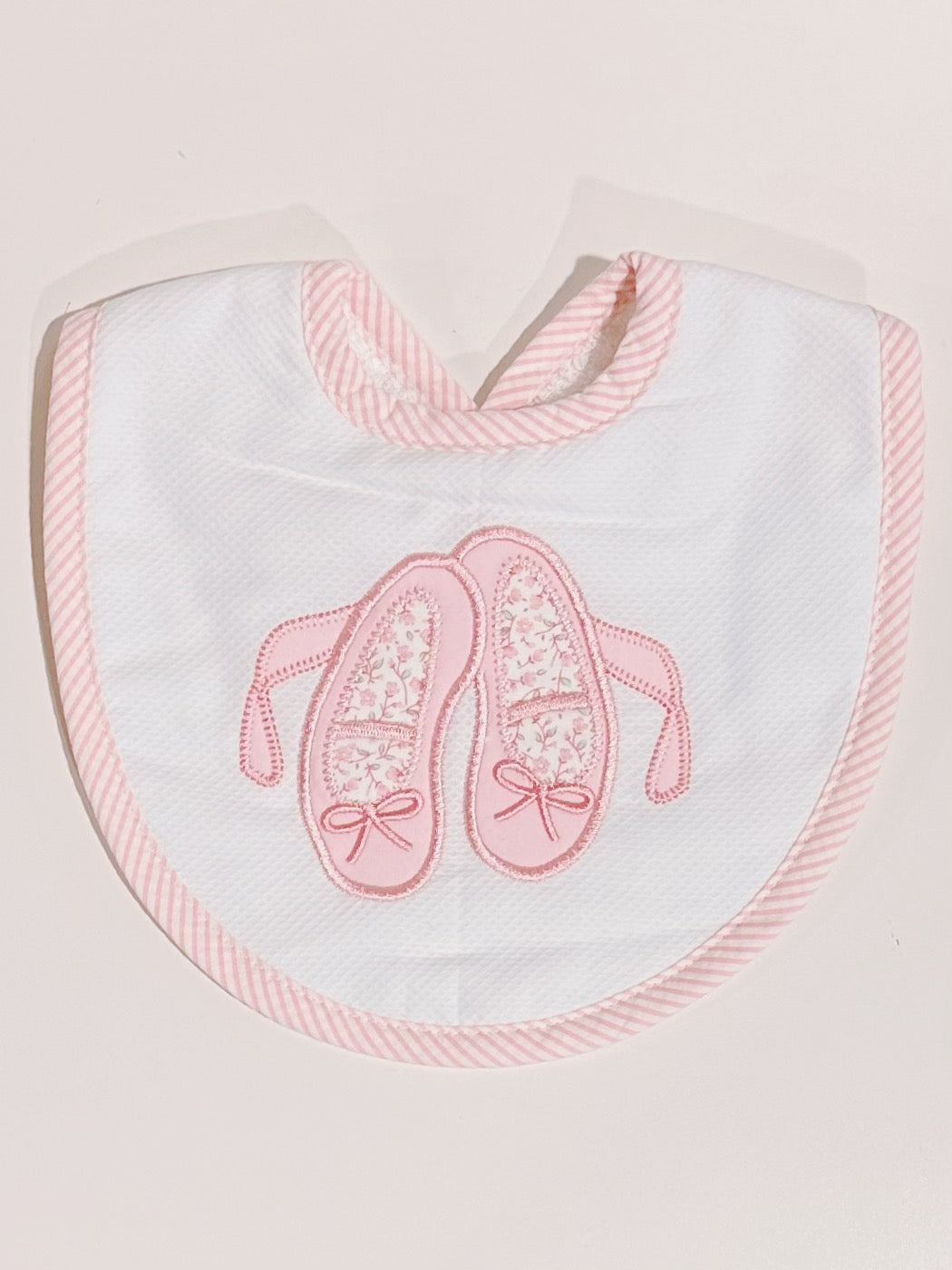Ballet Applique Basic Bib