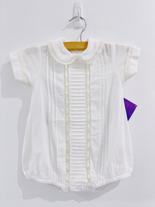 White Davis Boy Heirloom Bubble