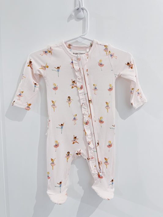 Petit Ballet 2 Way Ruffle Zipper Footie