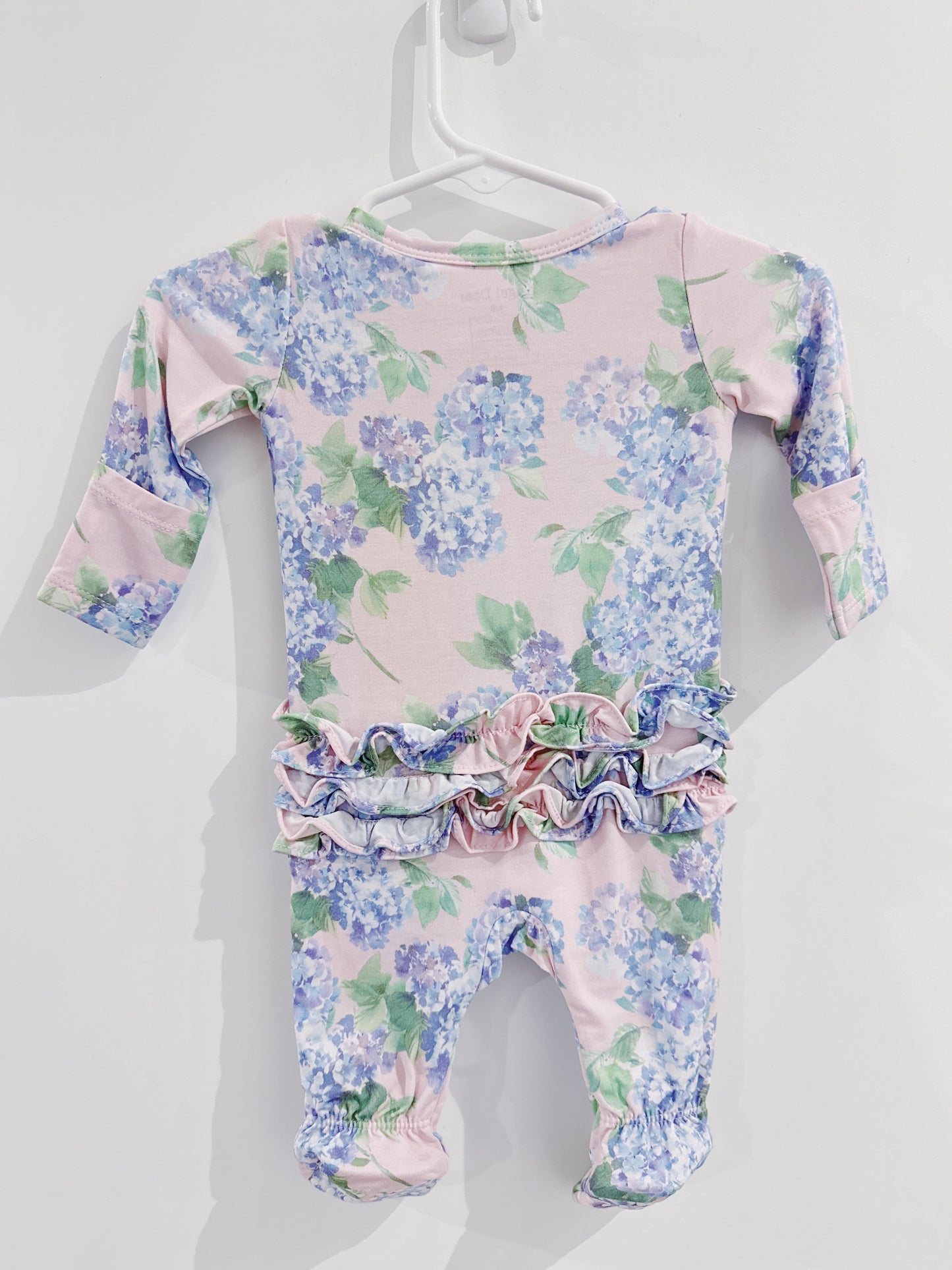 Hydrangeas Ruffle Back 2 Way Zipper Footie
