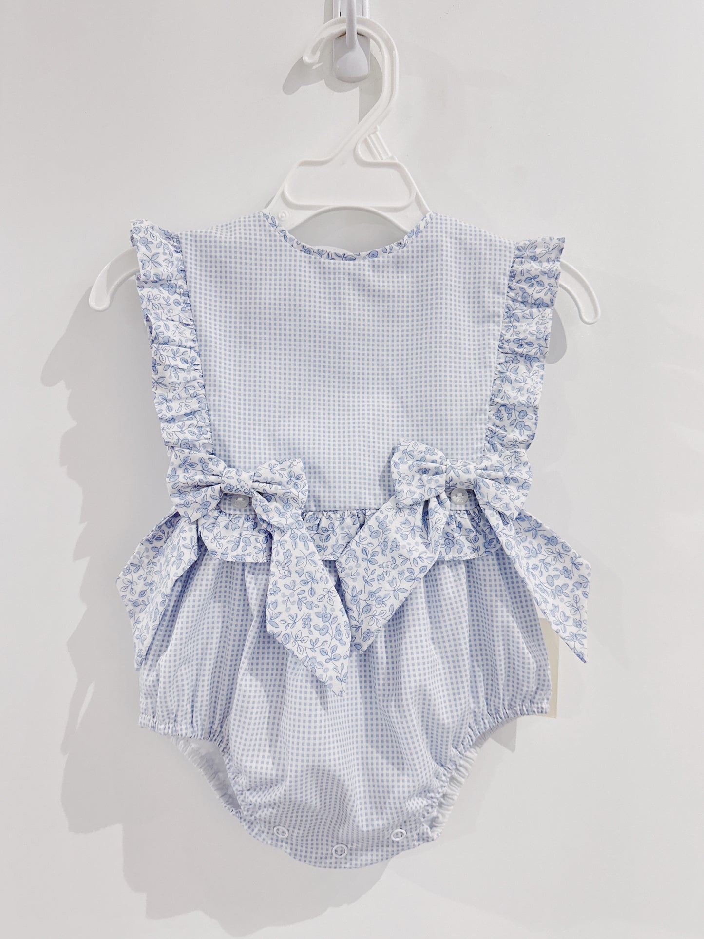 Blue Blooms Girl Bubble