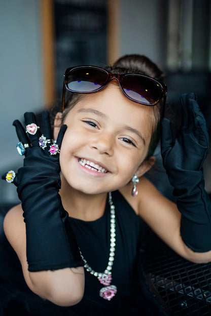 Great Pretenders The Elizabeth Jewelry Set